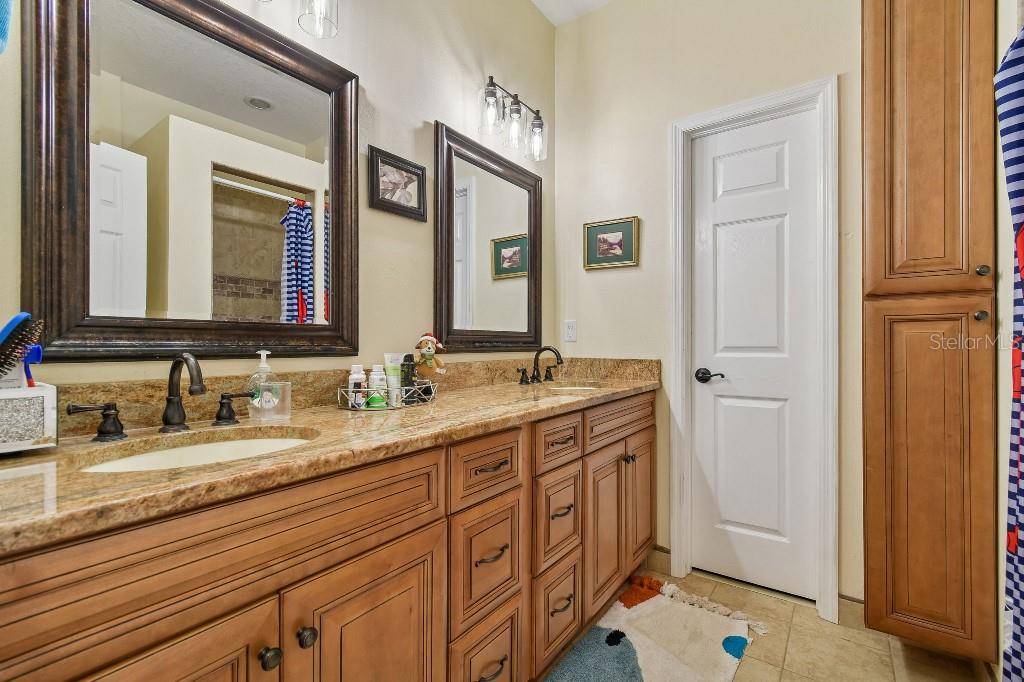 SOUTH PLANT CITY FARMS - Residential