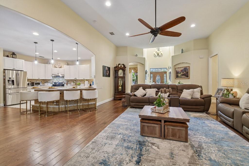 SOUTH PLANT CITY FARMS - Residential