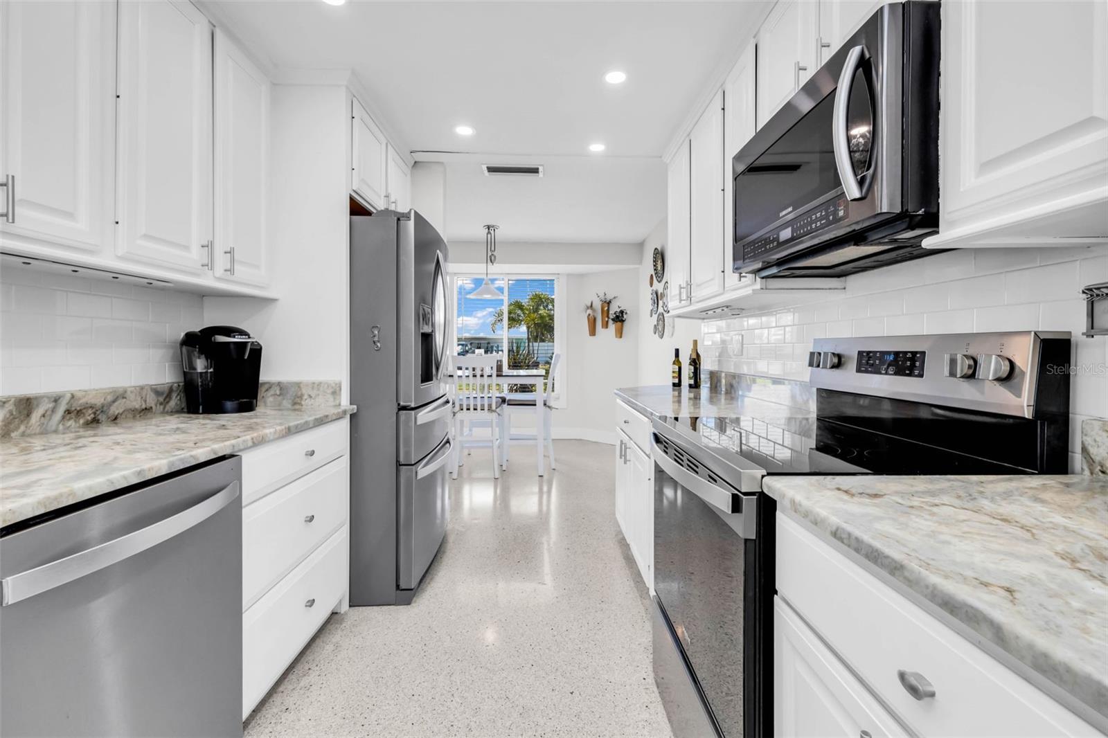 PIRATE HARBOR - Residential