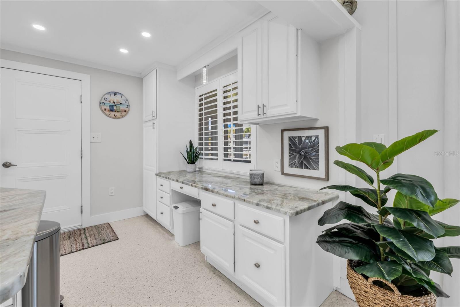 PIRATE HARBOR - Residential