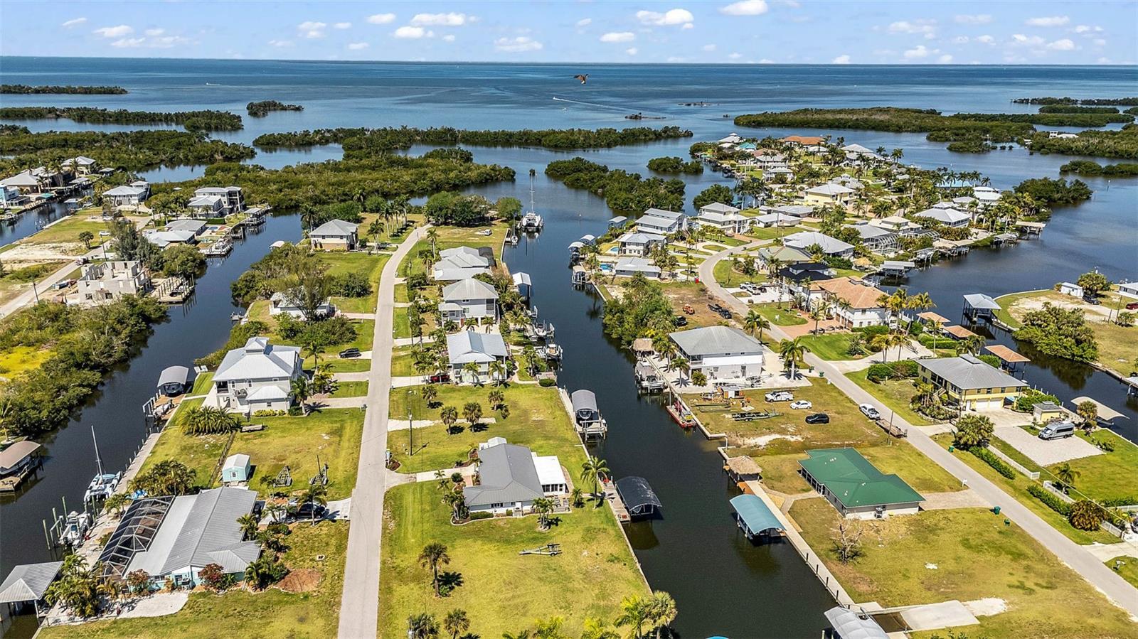 PIRATE HARBOR - Residential