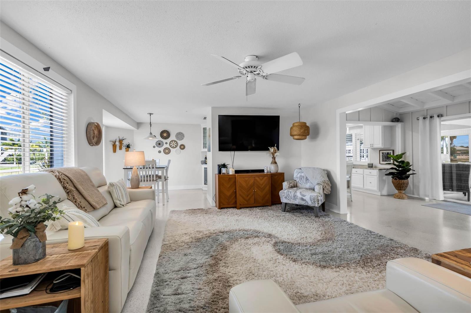 PIRATE HARBOR - Residential