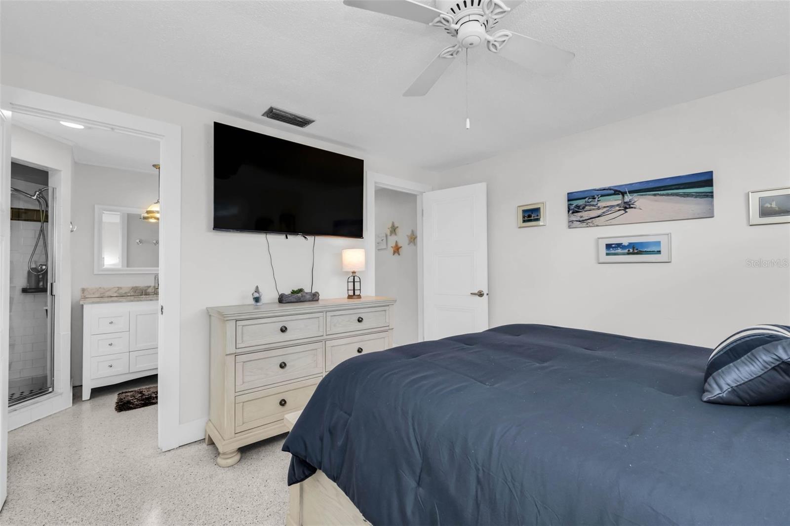 PIRATE HARBOR - Residential