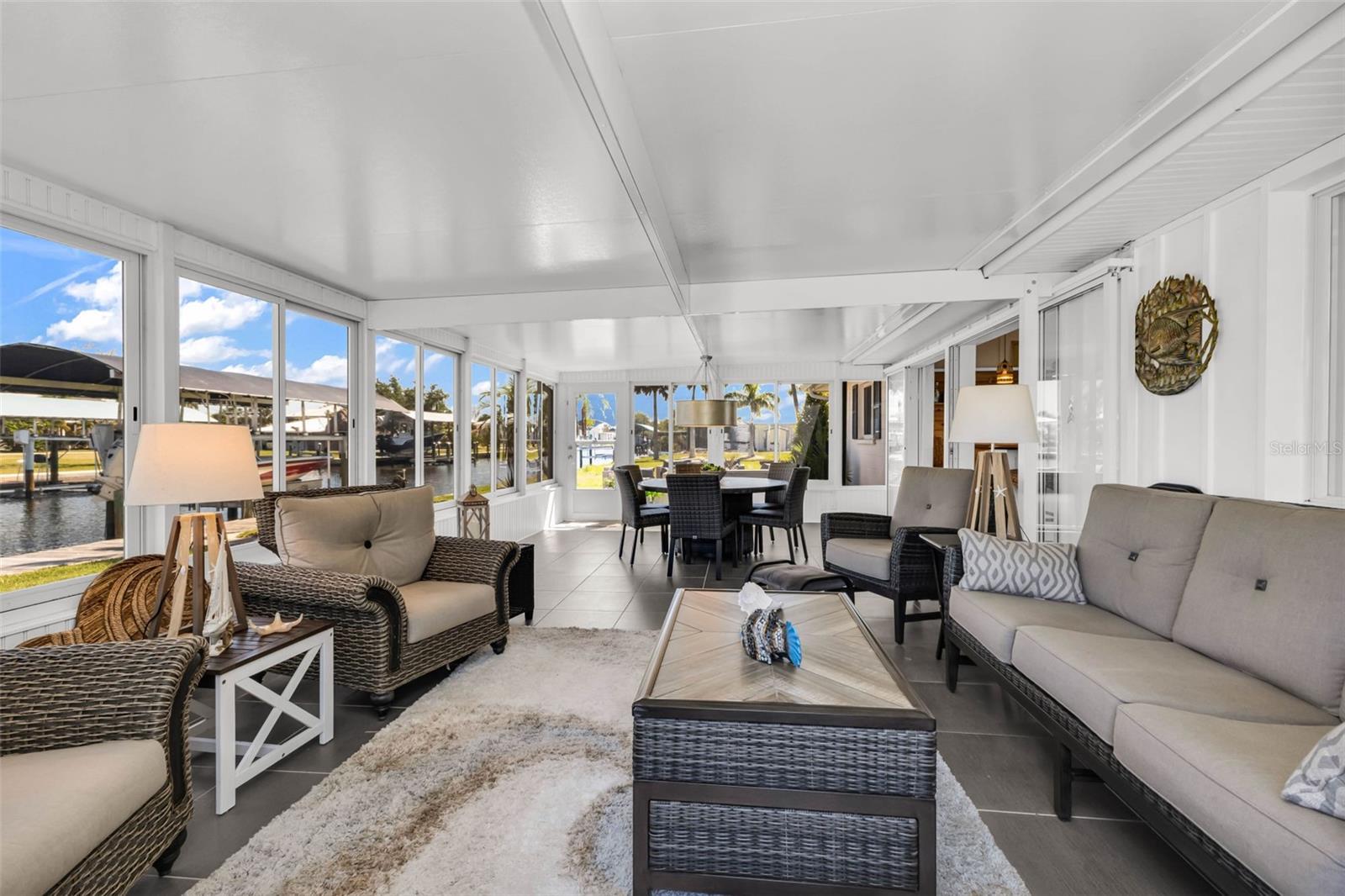 PIRATE HARBOR - Residential