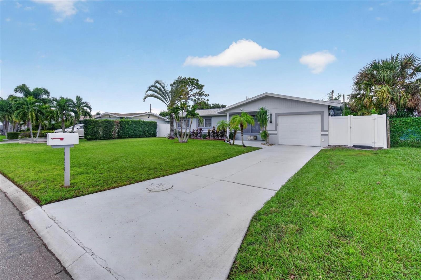 8428 IRIS AVENUE