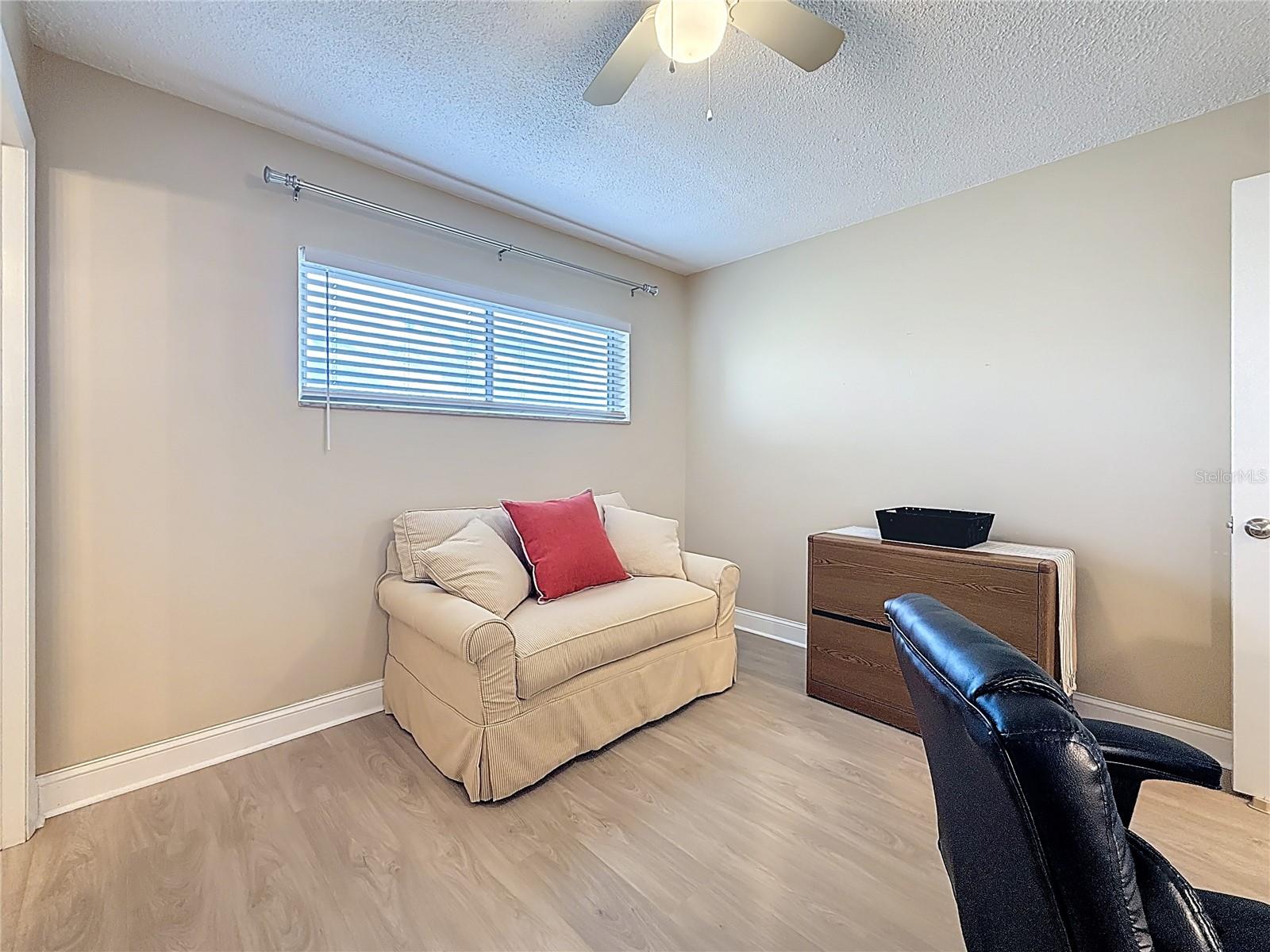 SEA TOWERS - Residential