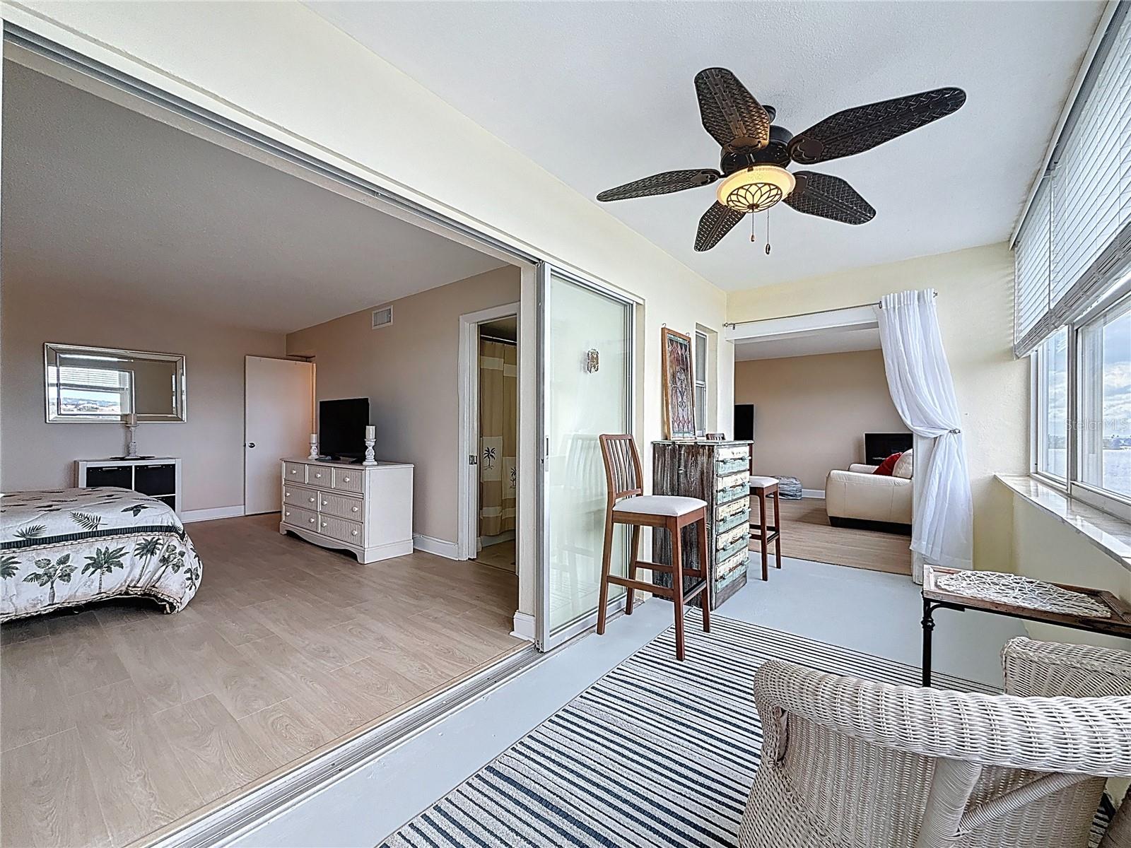 SEA TOWERS - Residential