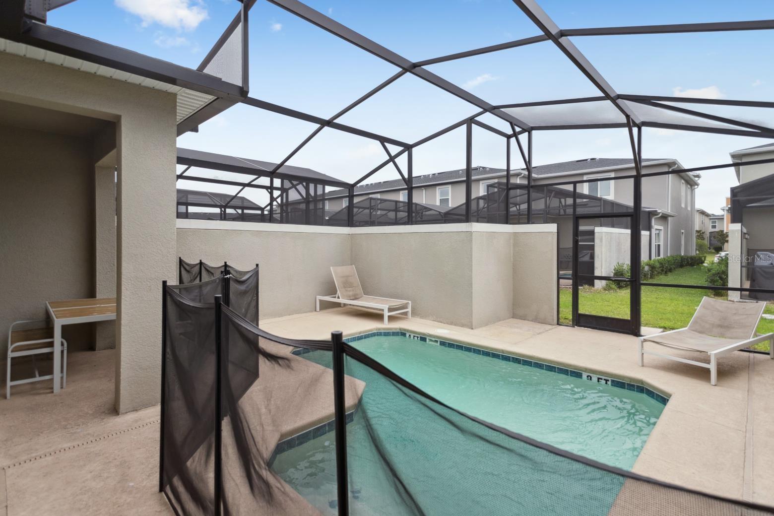 COVE AT STOREY LAKE 4 - Residential