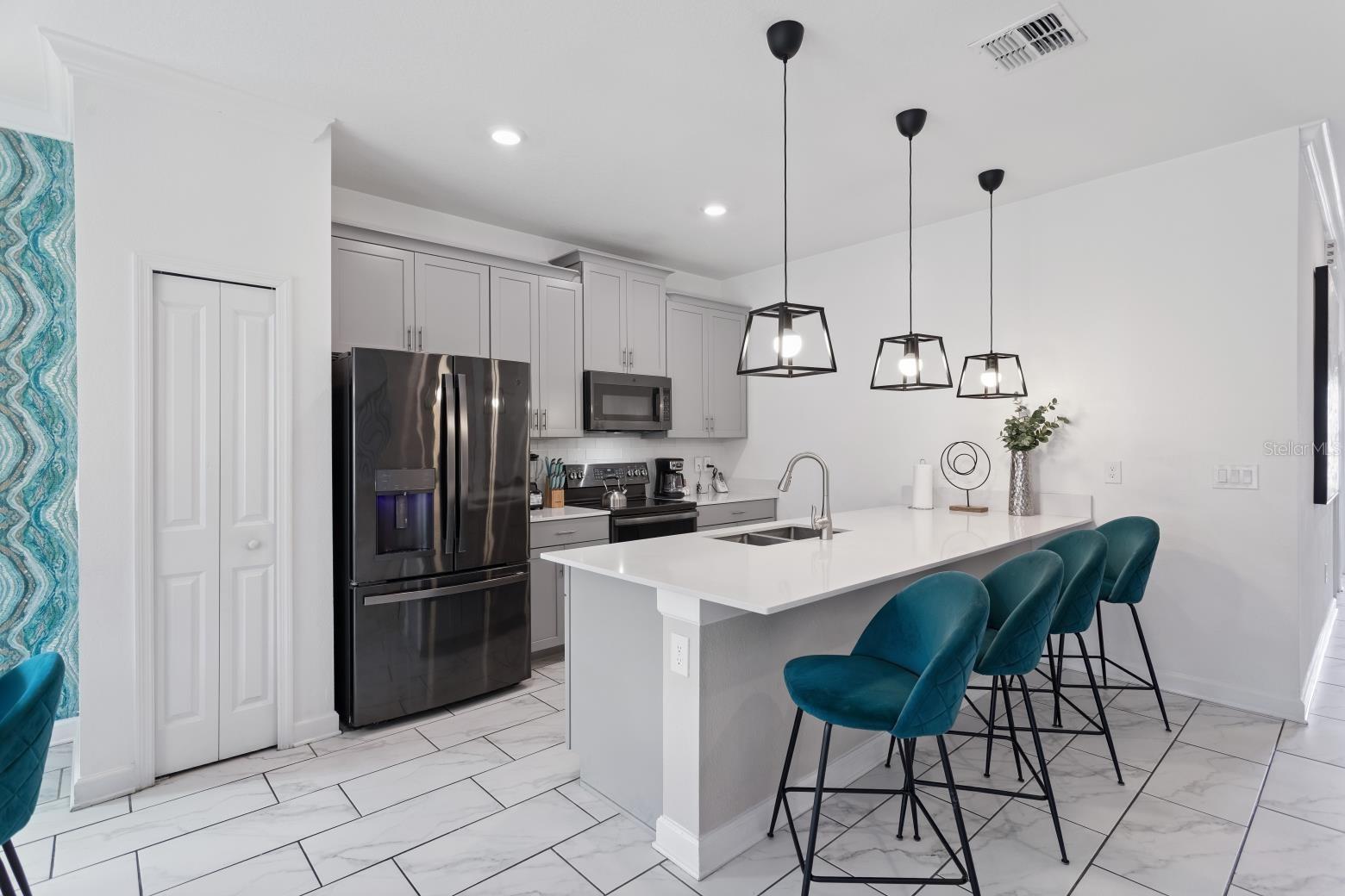 COVE AT STOREY LAKE 4 - Residential