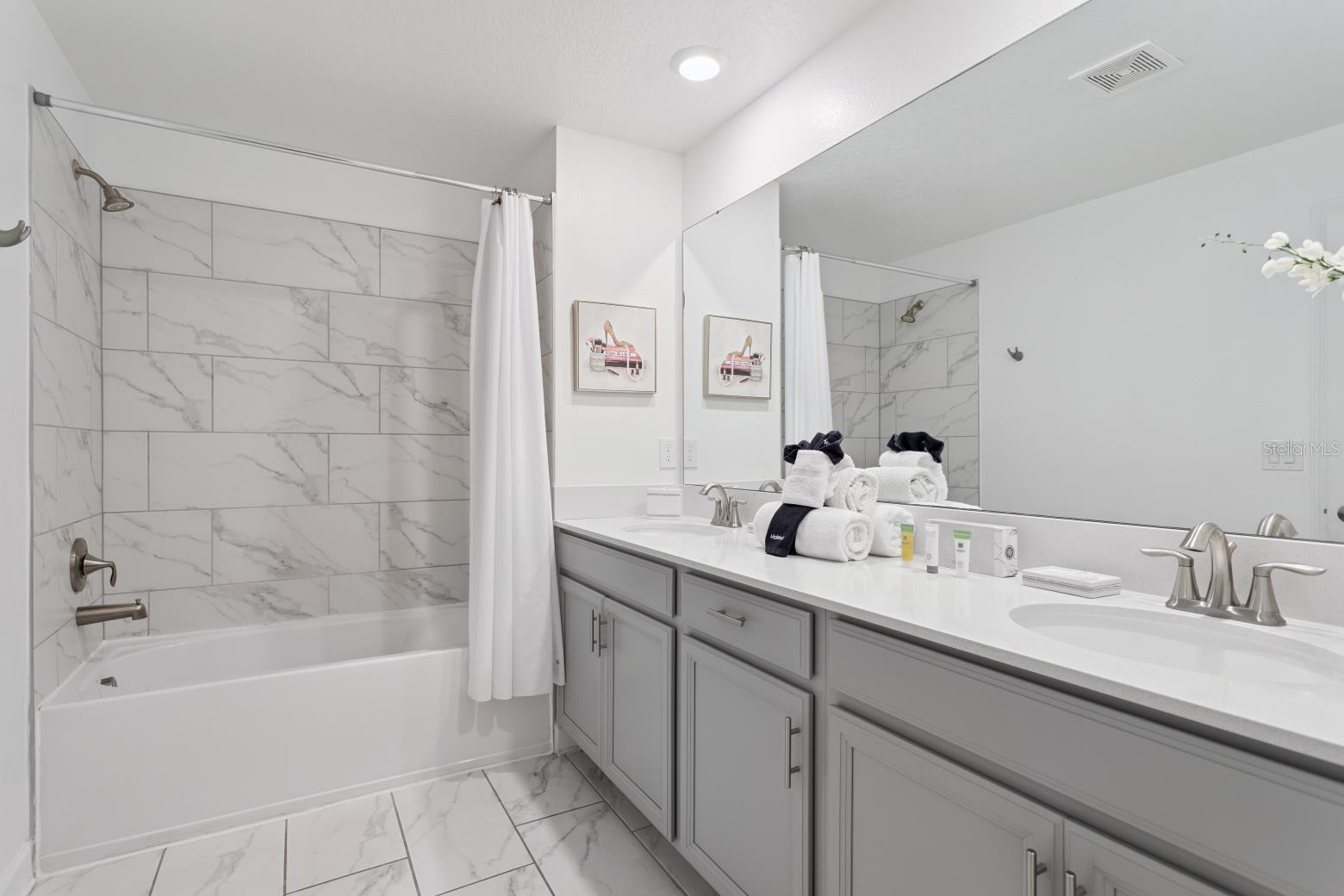 COVE AT STOREY LAKE 4 - Residential