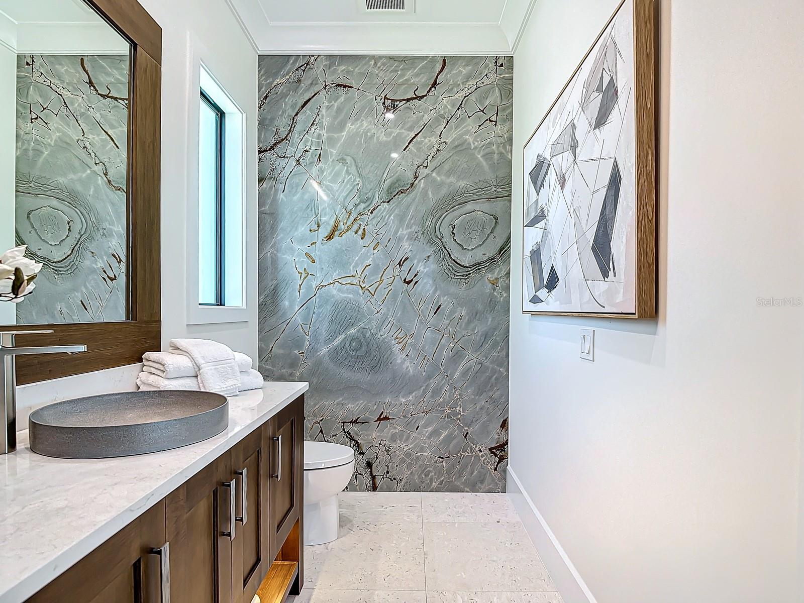 BAY HARBOUR ESTATES - Residential