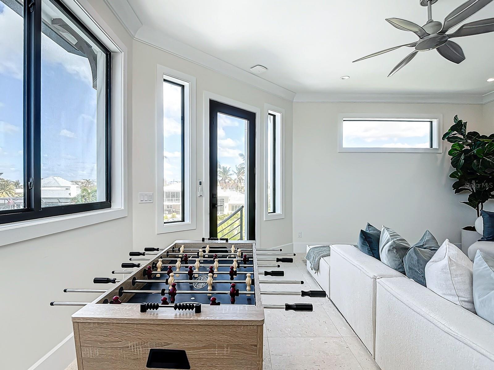 BAY HARBOUR ESTATES - Residential