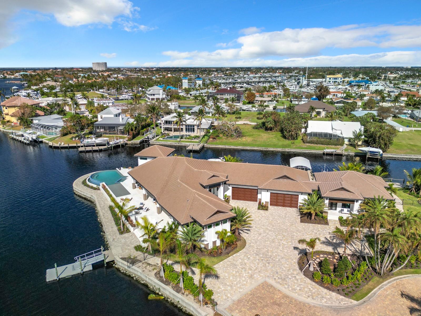 BAY HARBOUR ESTATES - Residential