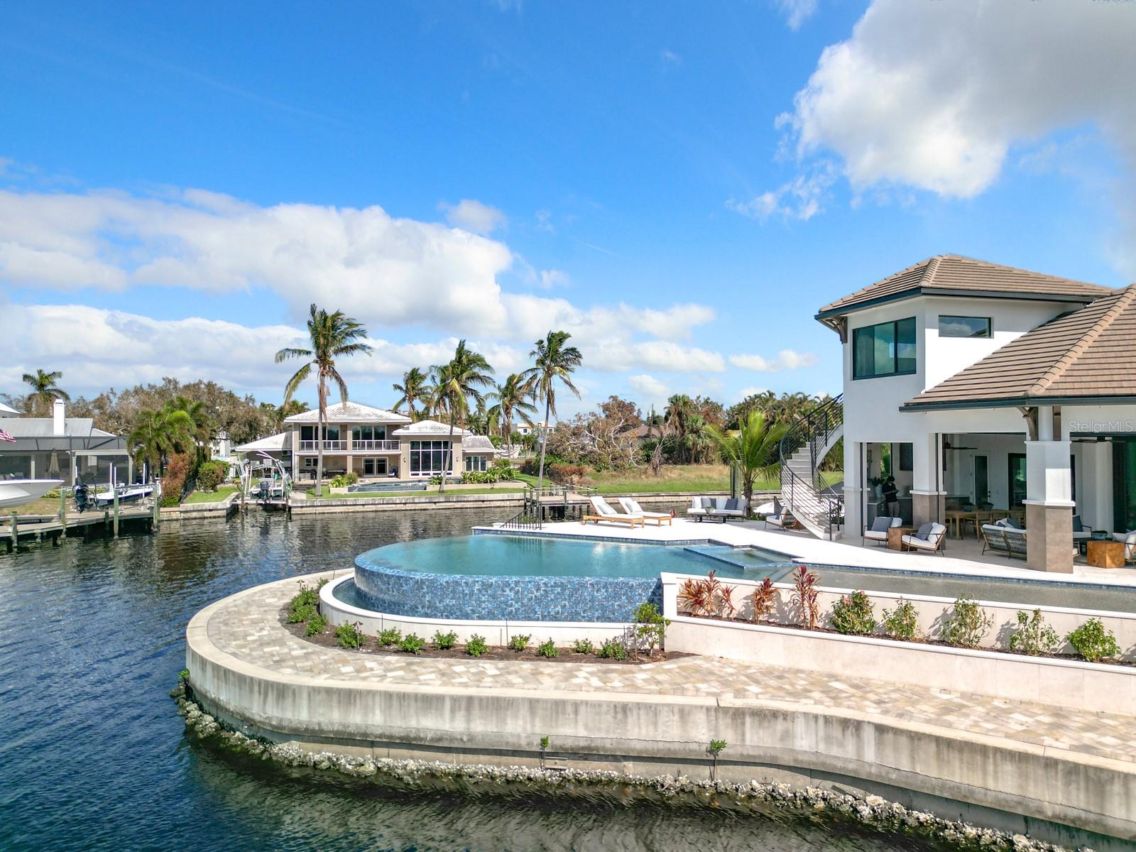 BAY HARBOUR ESTATES - Residential