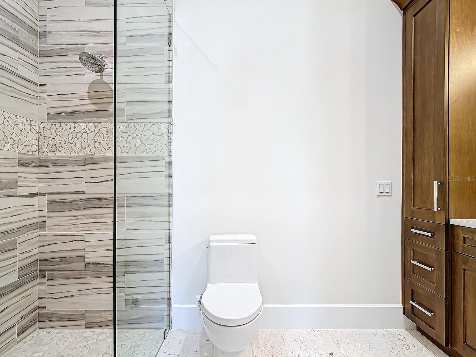 BAY HARBOUR ESTATES - Residential