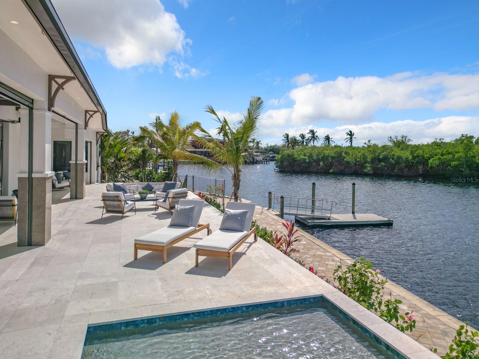 BAY HARBOUR ESTATES - Residential