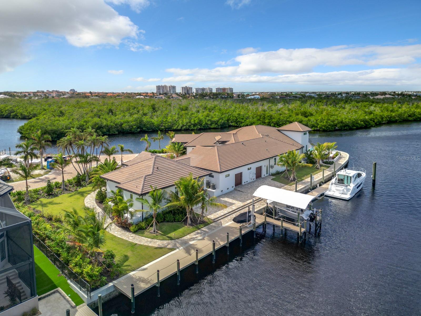 BAY HARBOUR ESTATES - Residential