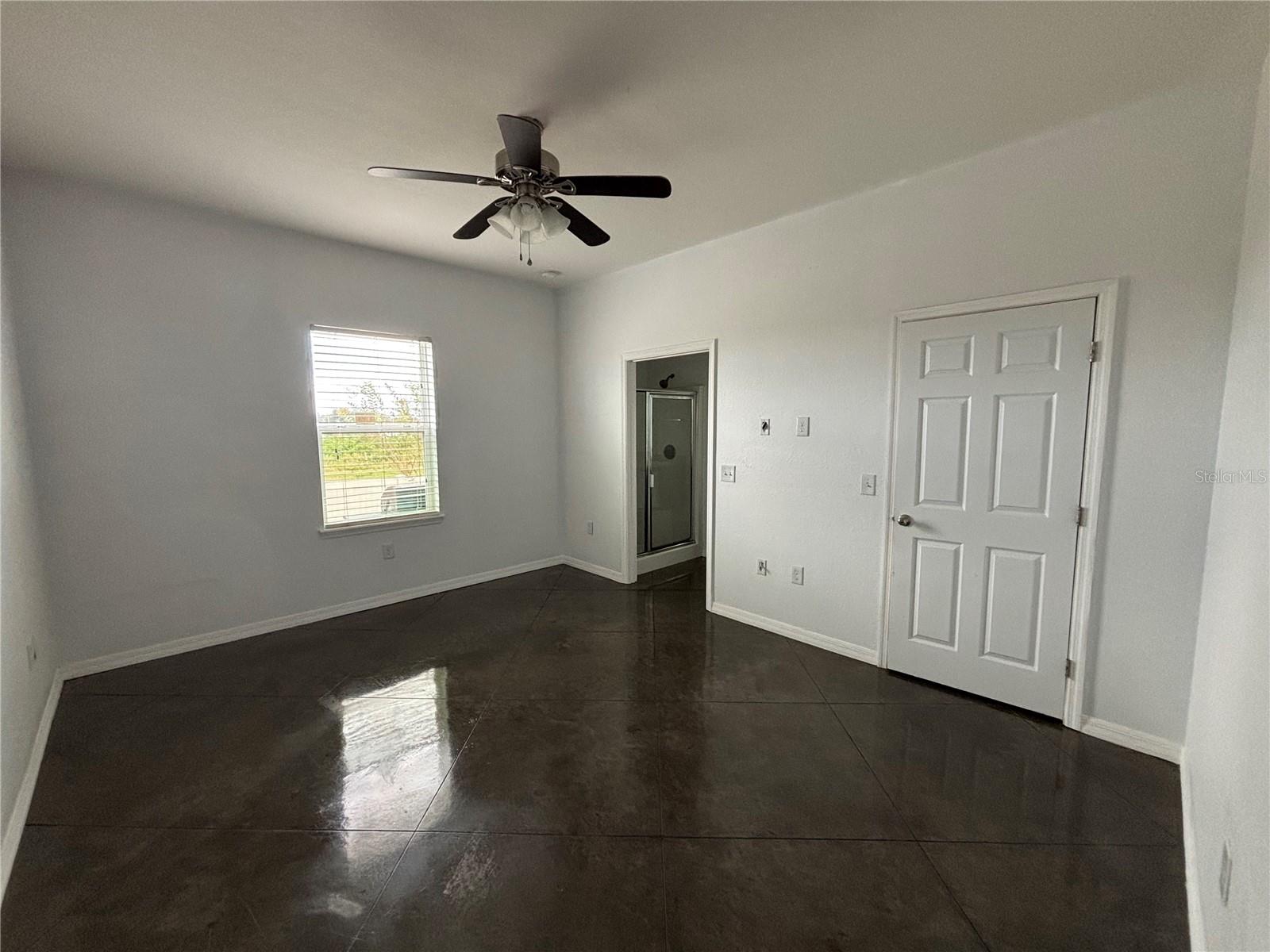 WHISPERING TRAILS PH 02 - Residential Lease