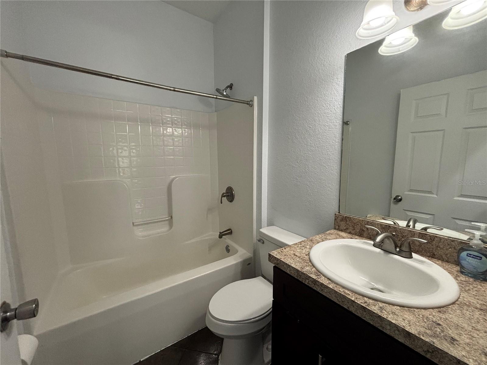 WHISPERING TRAILS PH 02 - Residential Lease