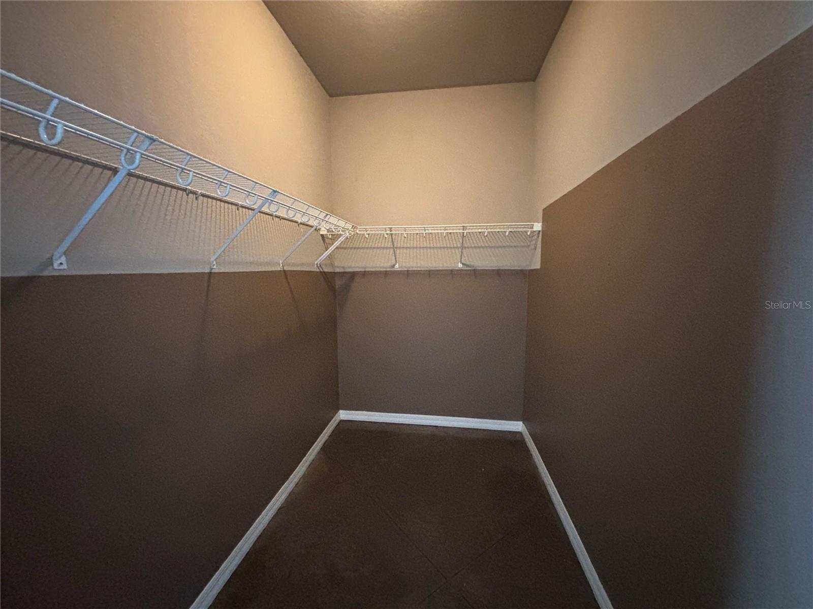 WHISPERING TRAILS PH 02 - Residential Lease