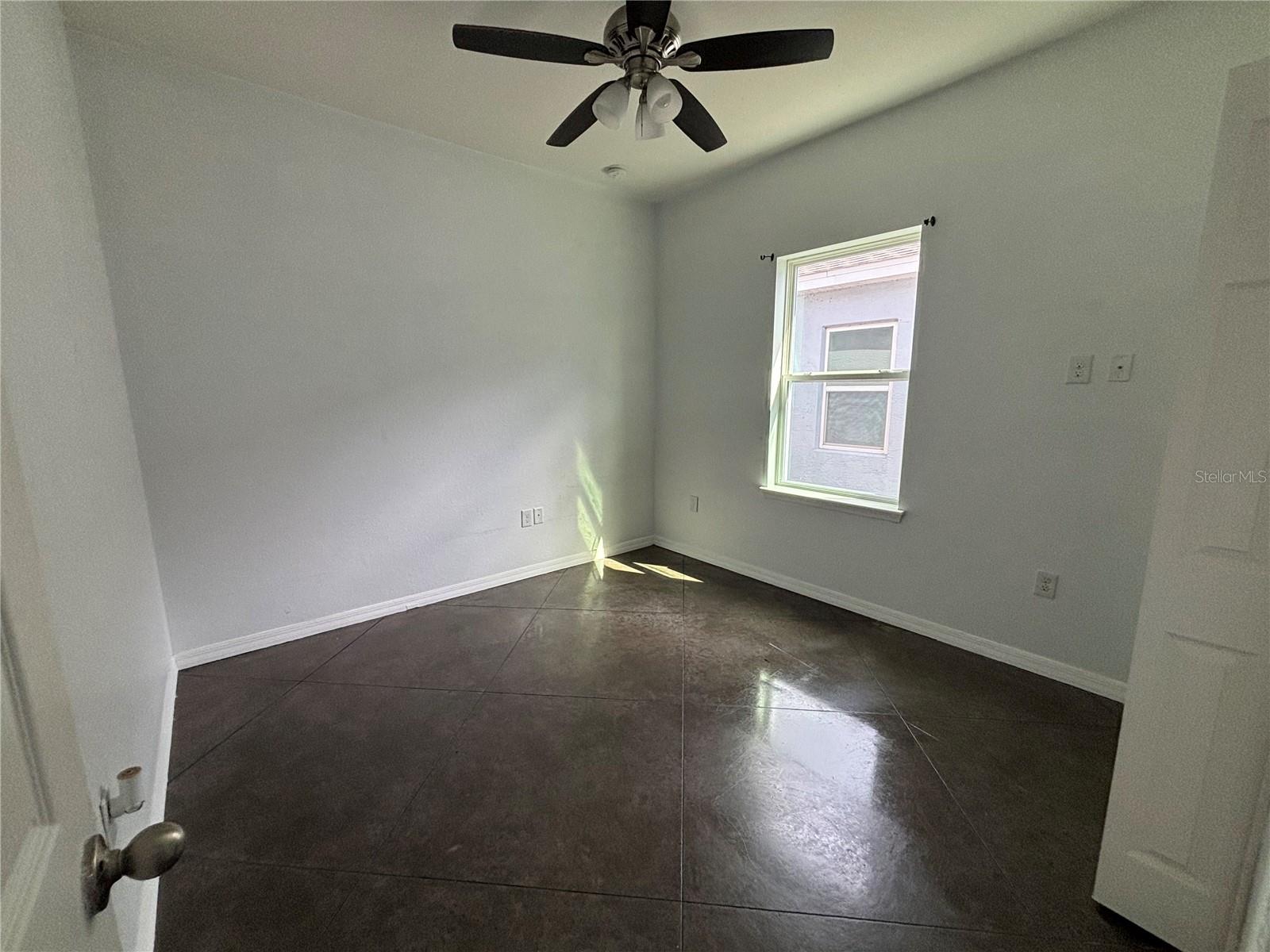 WHISPERING TRAILS PH 02 - Residential Lease