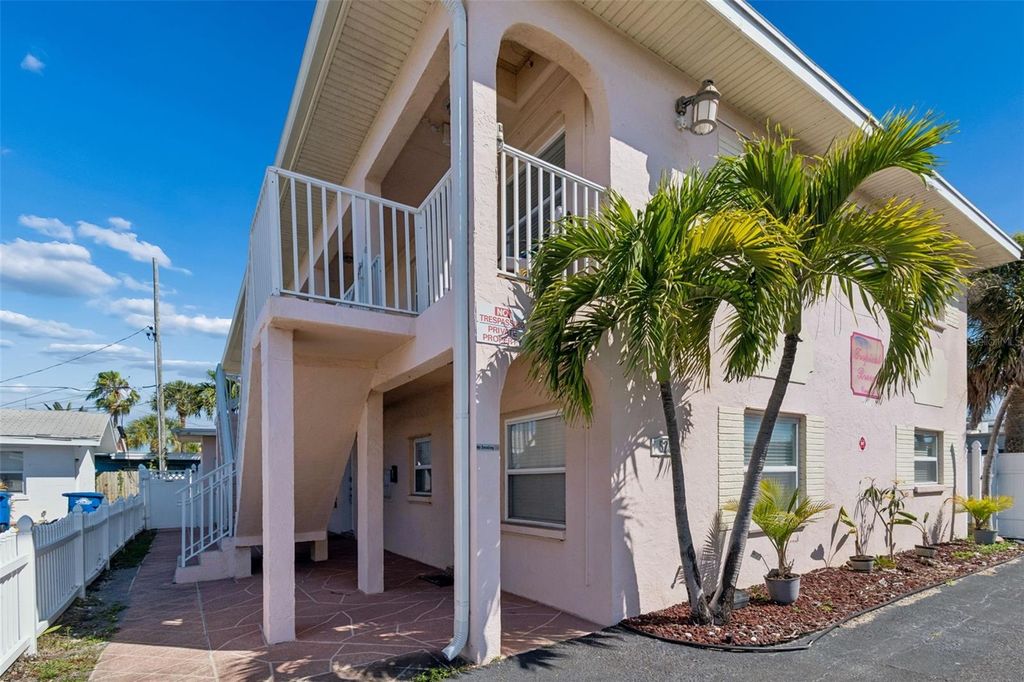 Photo of 525 73rd Ave #5, St Pete Beach, FL 33706 (MLS # TB8496301)