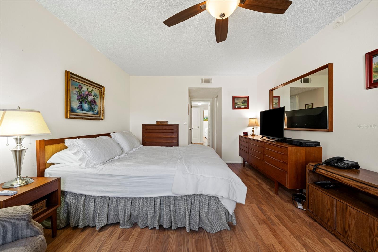 WINSTON PARK NORTHEAST - Residential