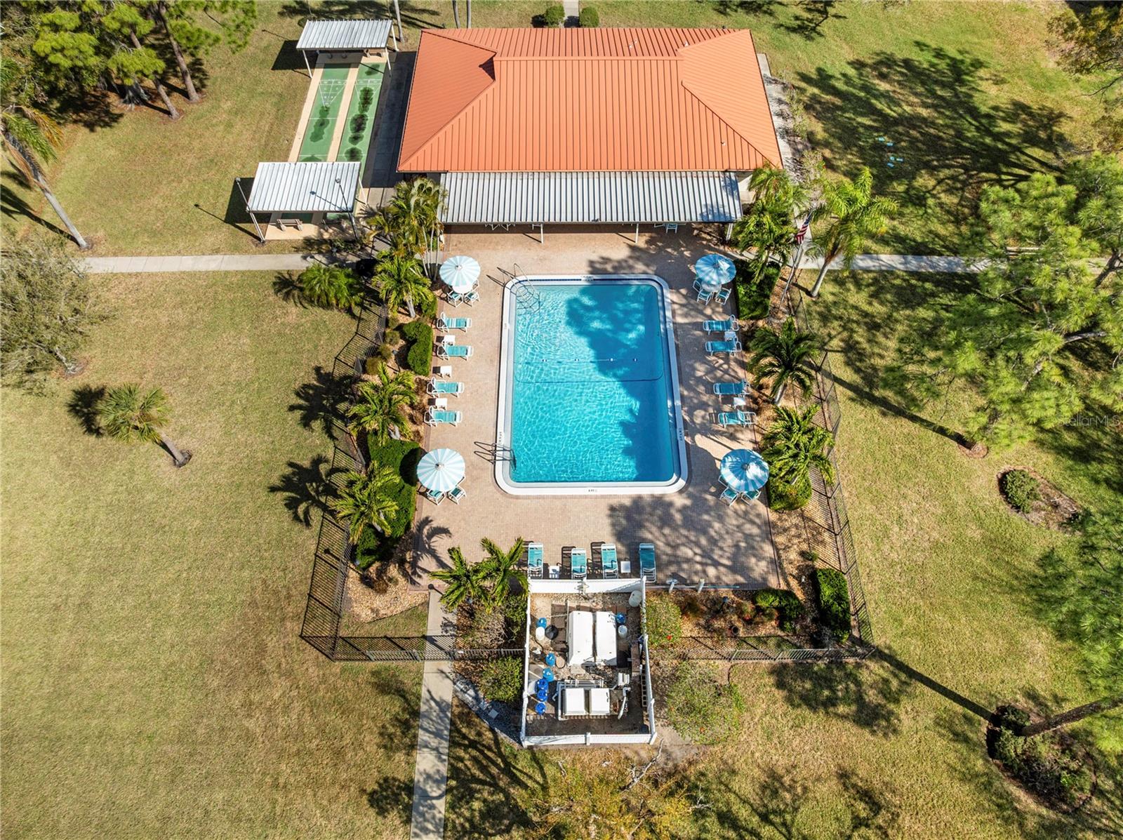 WINSTON PARK NORTHEAST - Residential