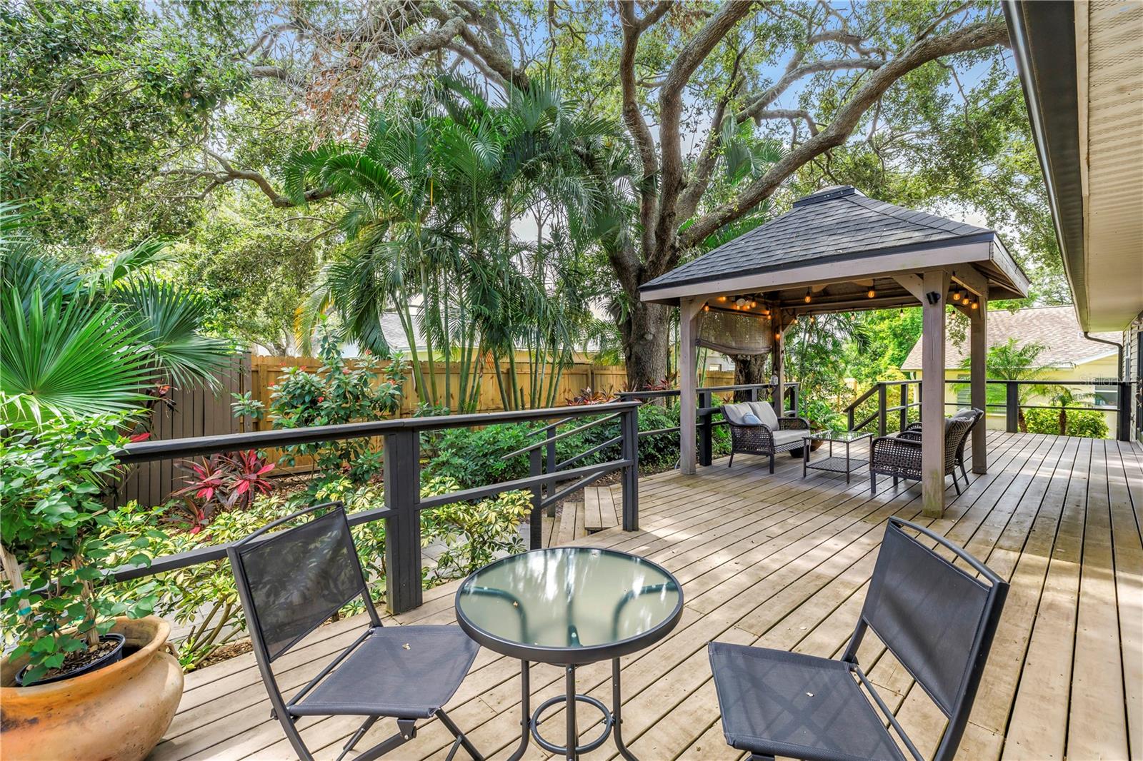 7461 PESCADOR PLACE
