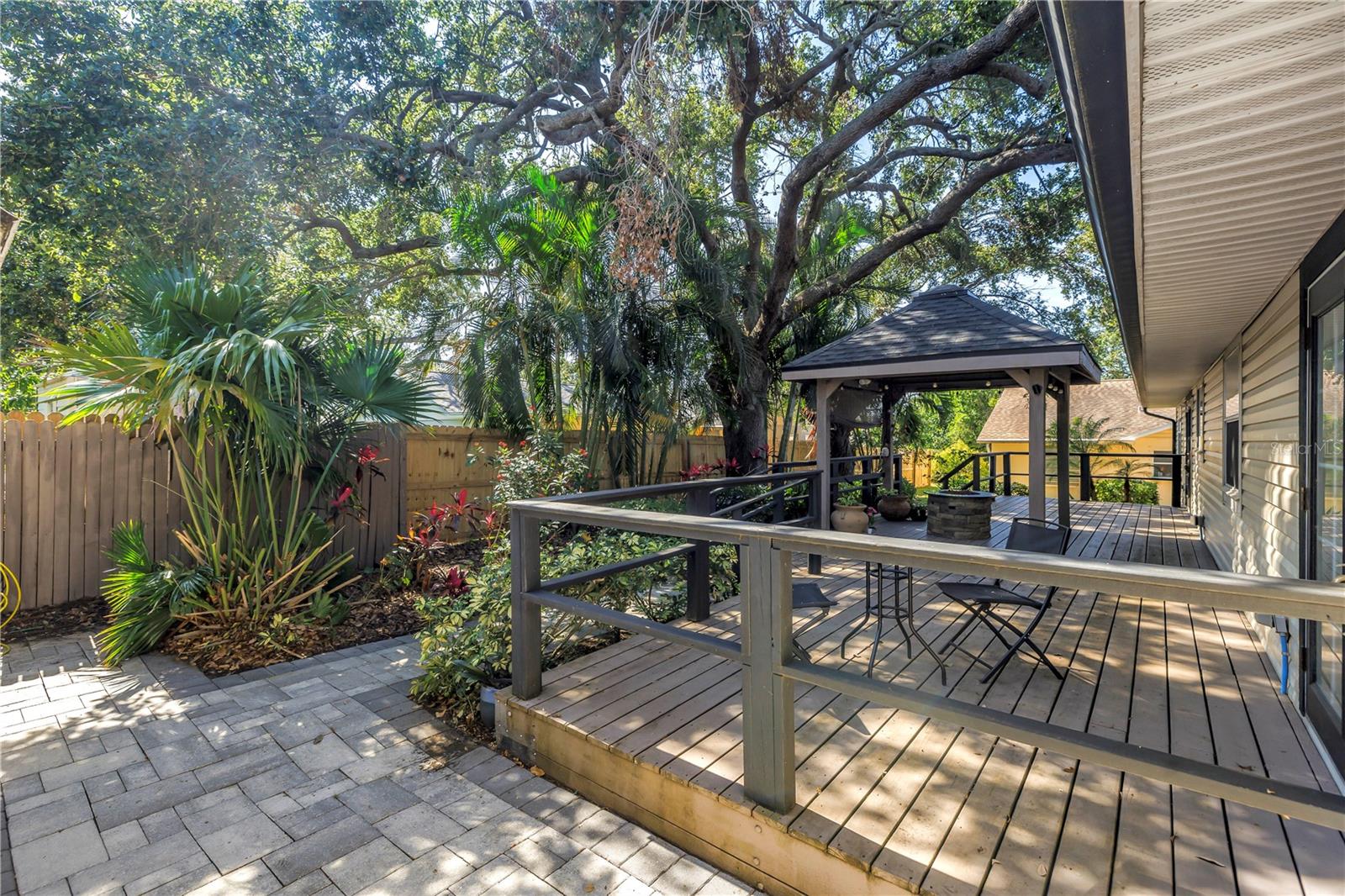 7461 PESCADOR PLACE