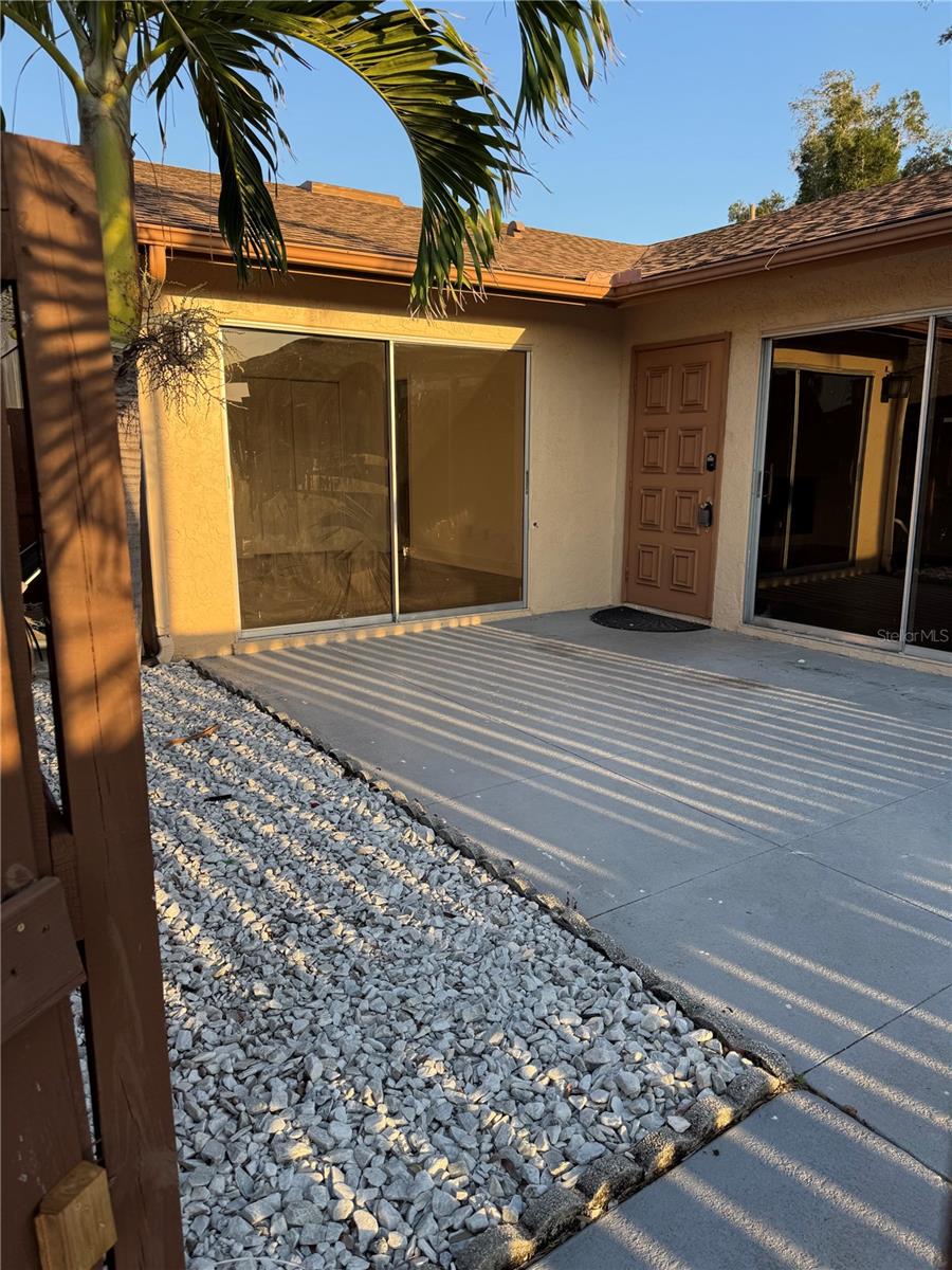 6321 ROYAL WOODS DRIVE