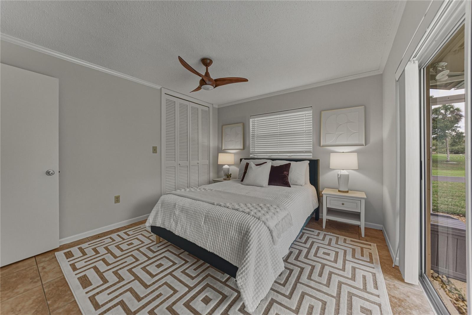 LONE PALM GOLF COURSE - Residential