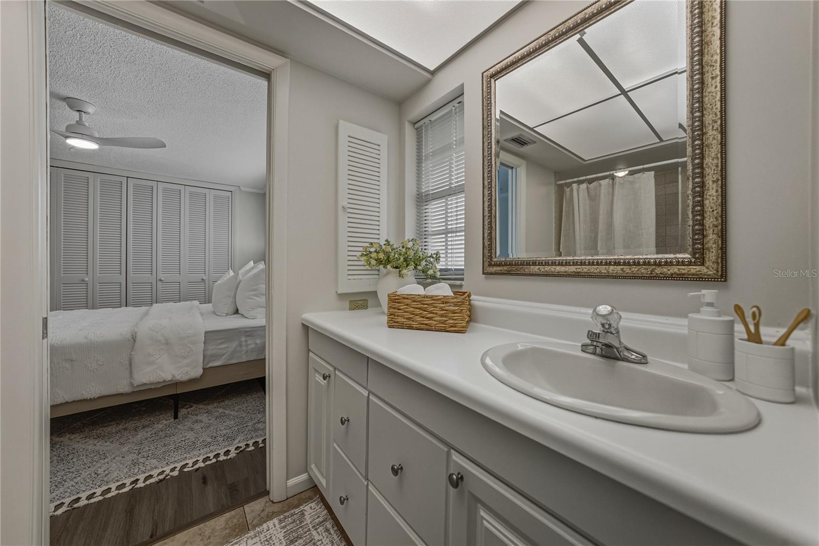 LONE PALM GOLF COURSE - Residential