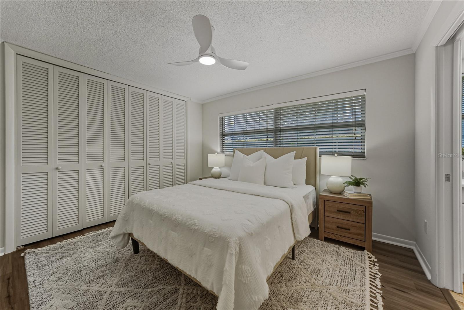 LONE PALM GOLF COURSE - Residential