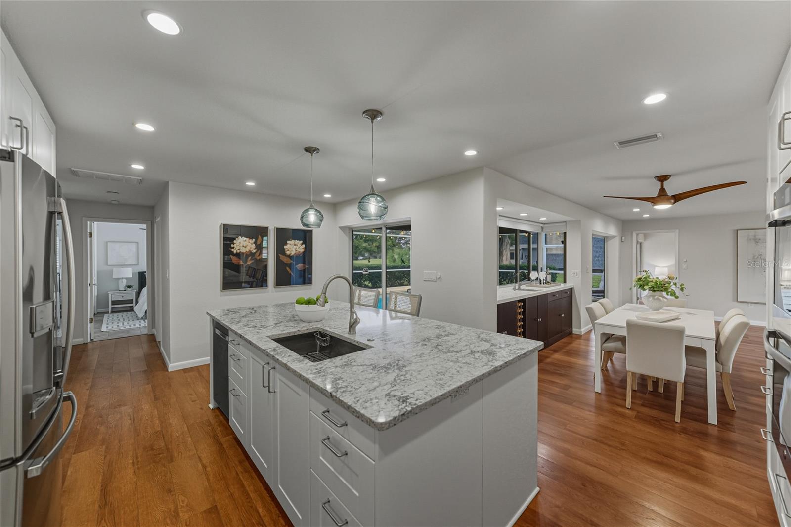 LONE PALM GOLF COURSE - Residential