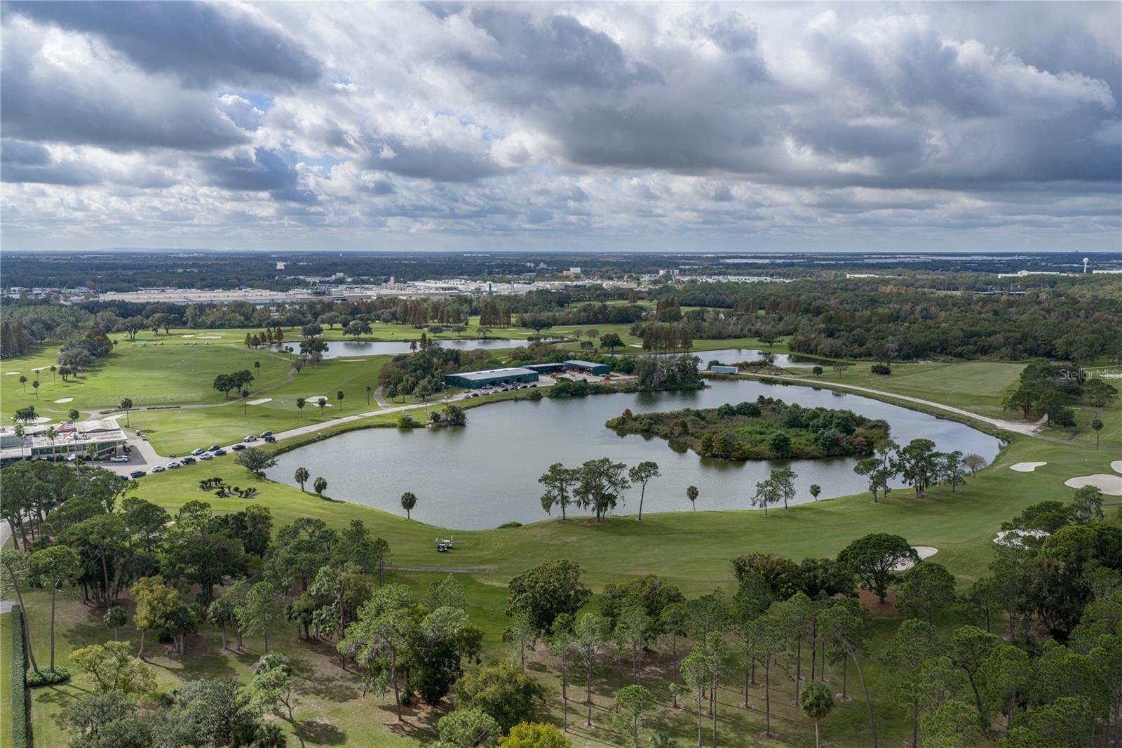 LONE PALM GOLF COURSE - Residential