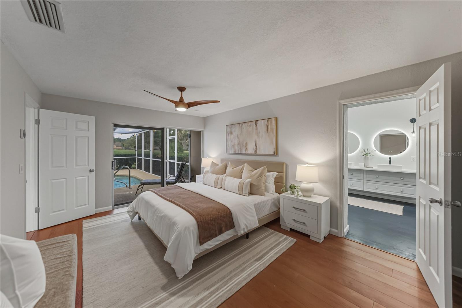 LONE PALM GOLF COURSE - Residential