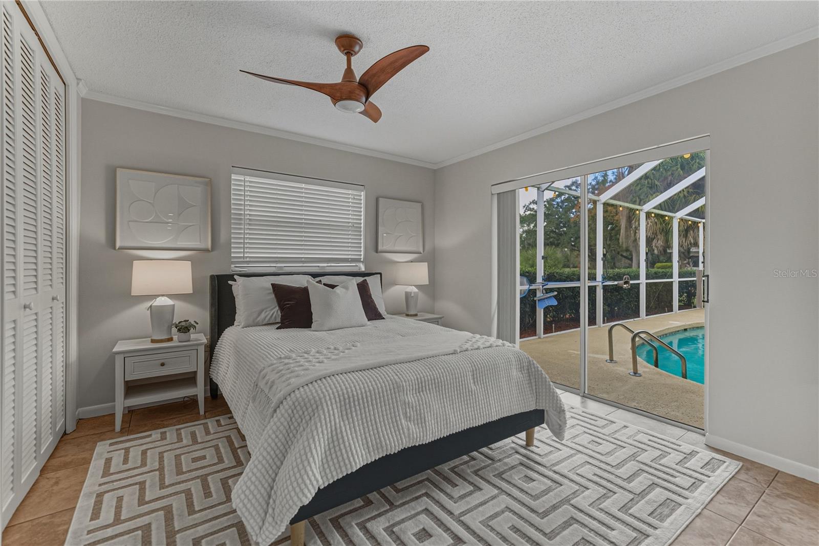 LONE PALM GOLF COURSE - Residential