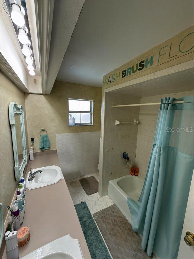 OVERLOOK ESTS PH 3 - Residential