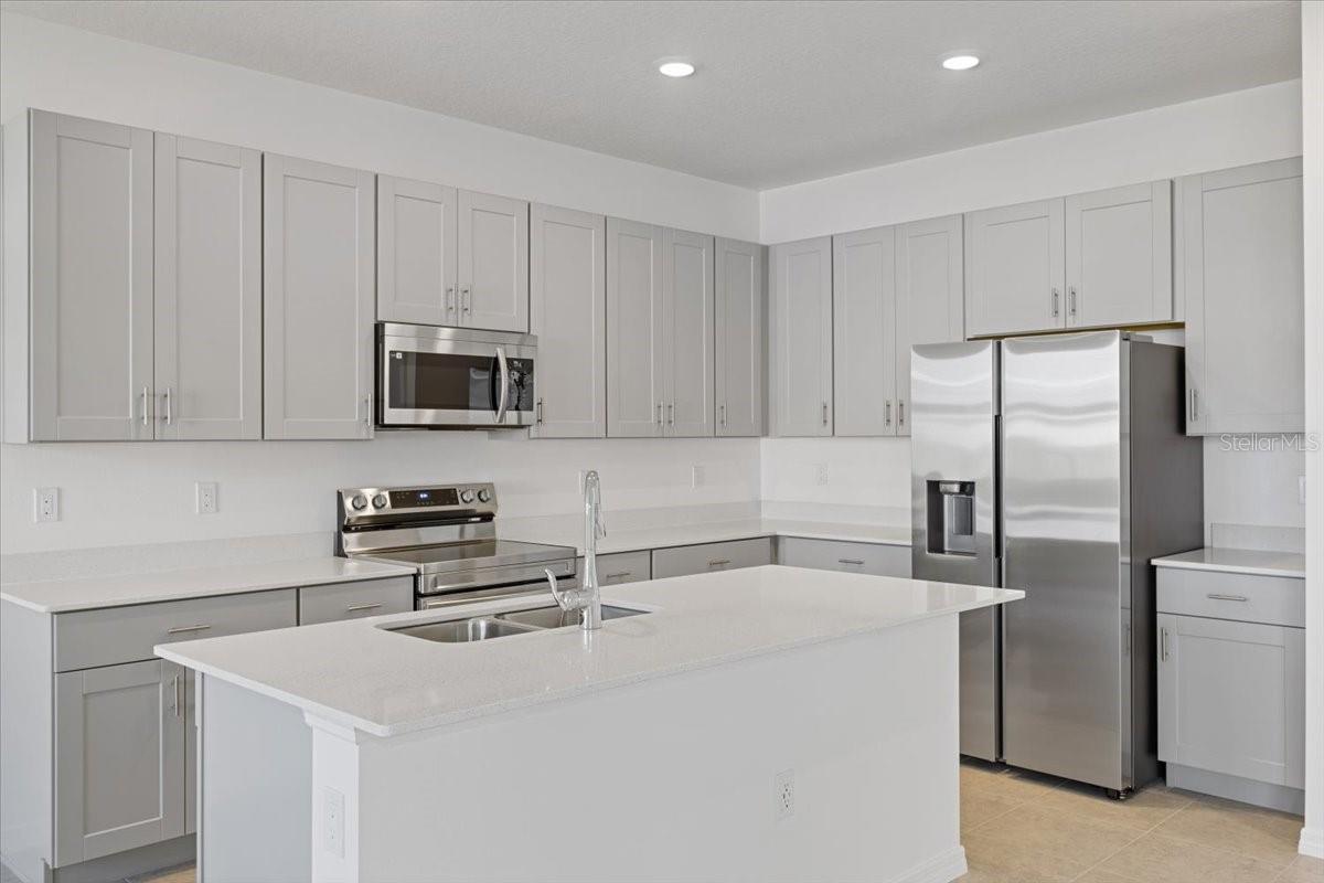 519 SILVER PALM DRIVE