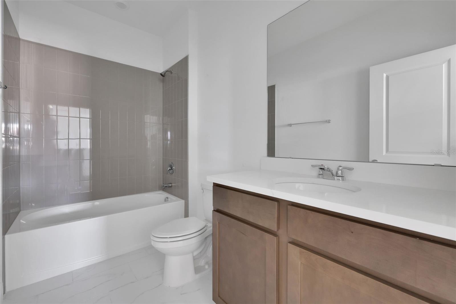 SERENADE AT OVATION - Residential