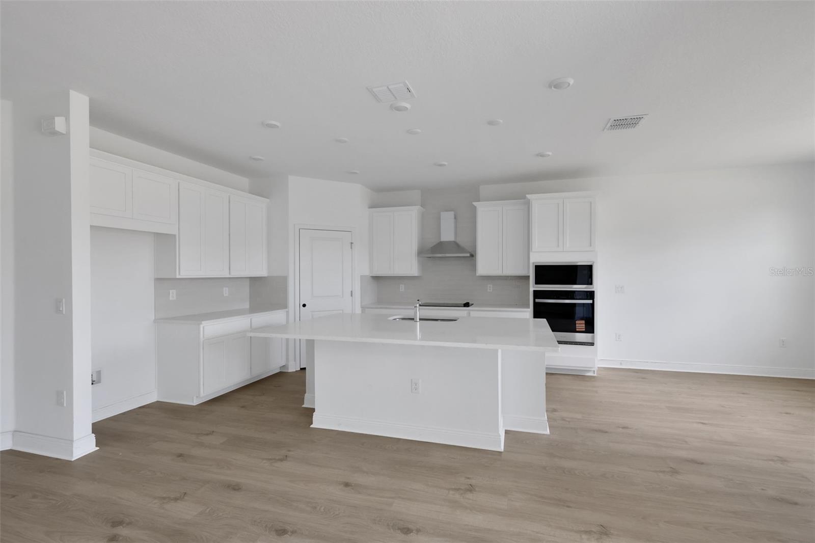 SERENADE AT OVATION - Residential