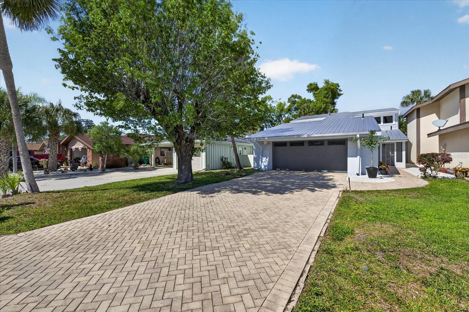 RIVERHAVEN VILAGE - Residential