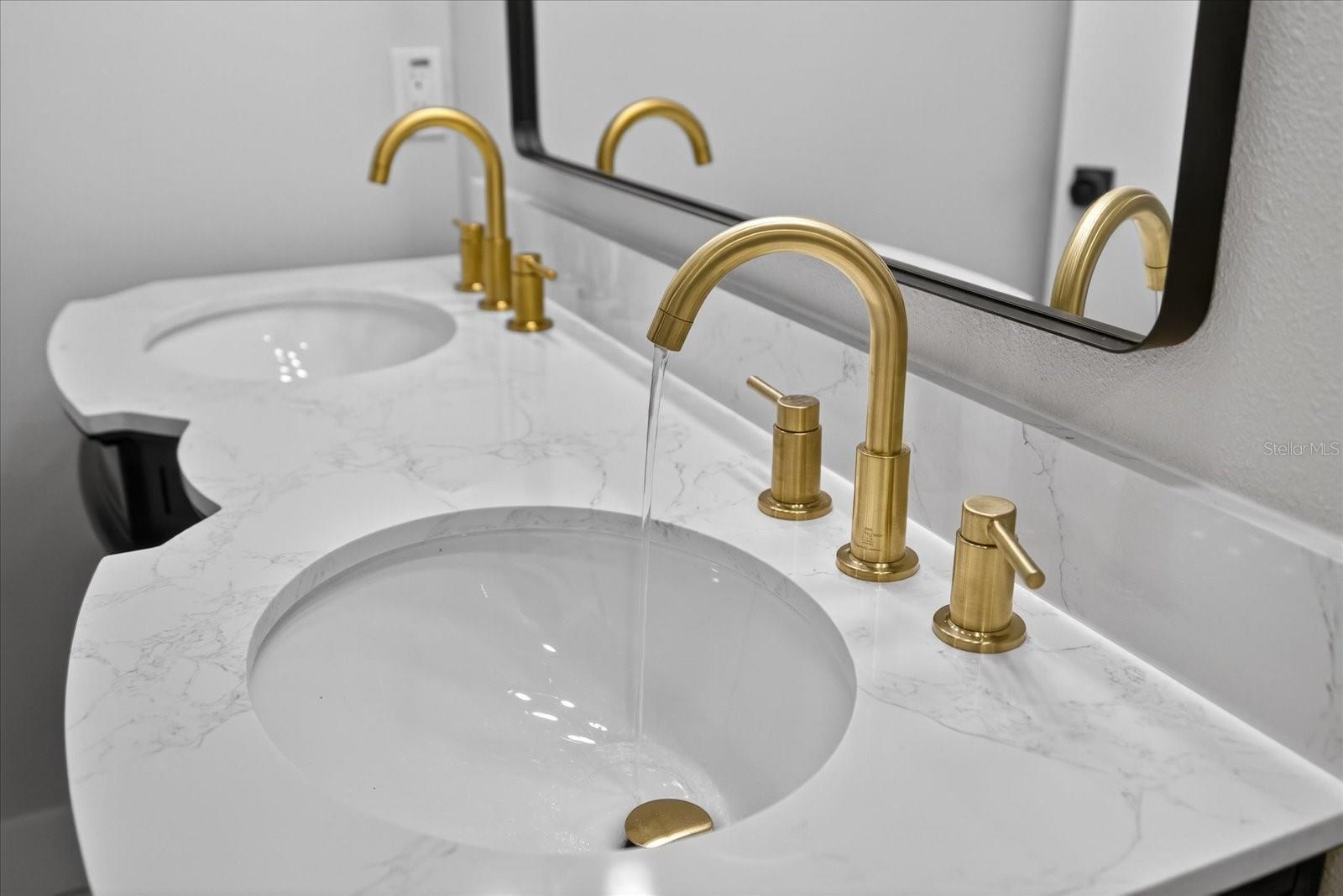 RIVERHAVEN VILAGE - Residential