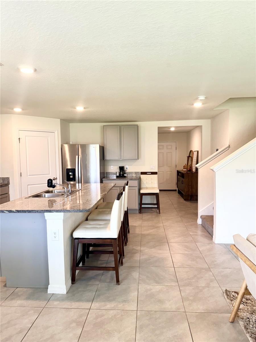 TRIUMPH SOUTH PH 1 - Residential