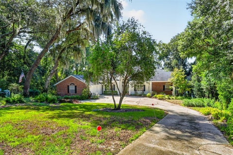 Tiny photo for 2103 E Crooked Lake Drive, Eustis, FL 32726 (MLS # G5119449)