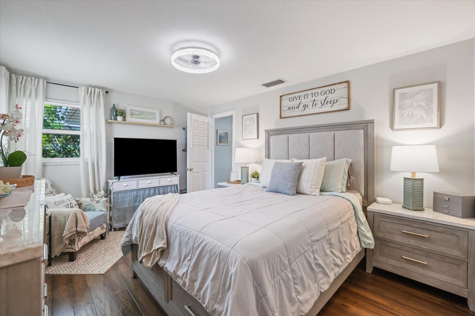 Search Properties for Sale 3 1330 CAMBRIDGE DRIVE