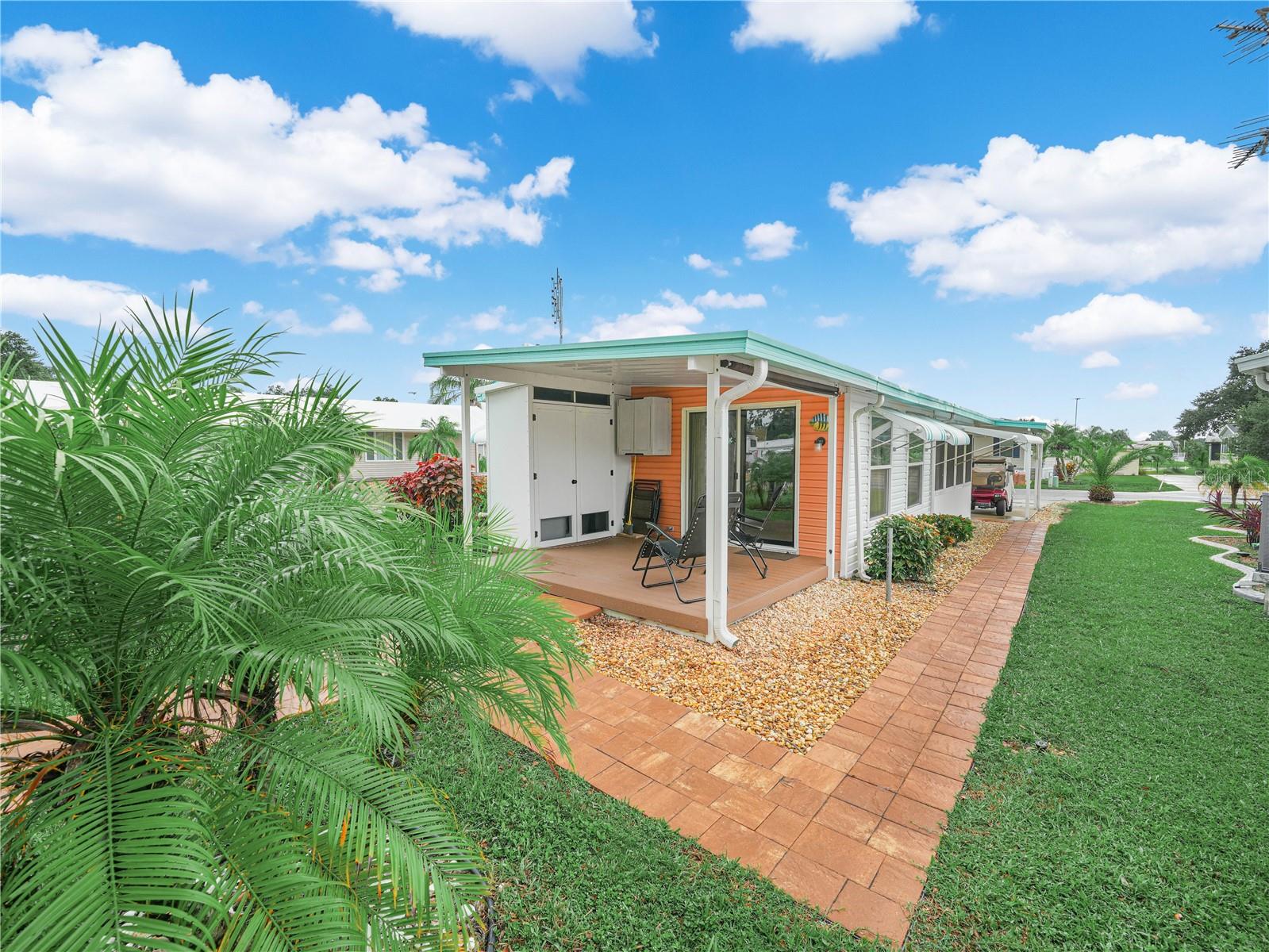 SADDLEBAG LAKE - Residential