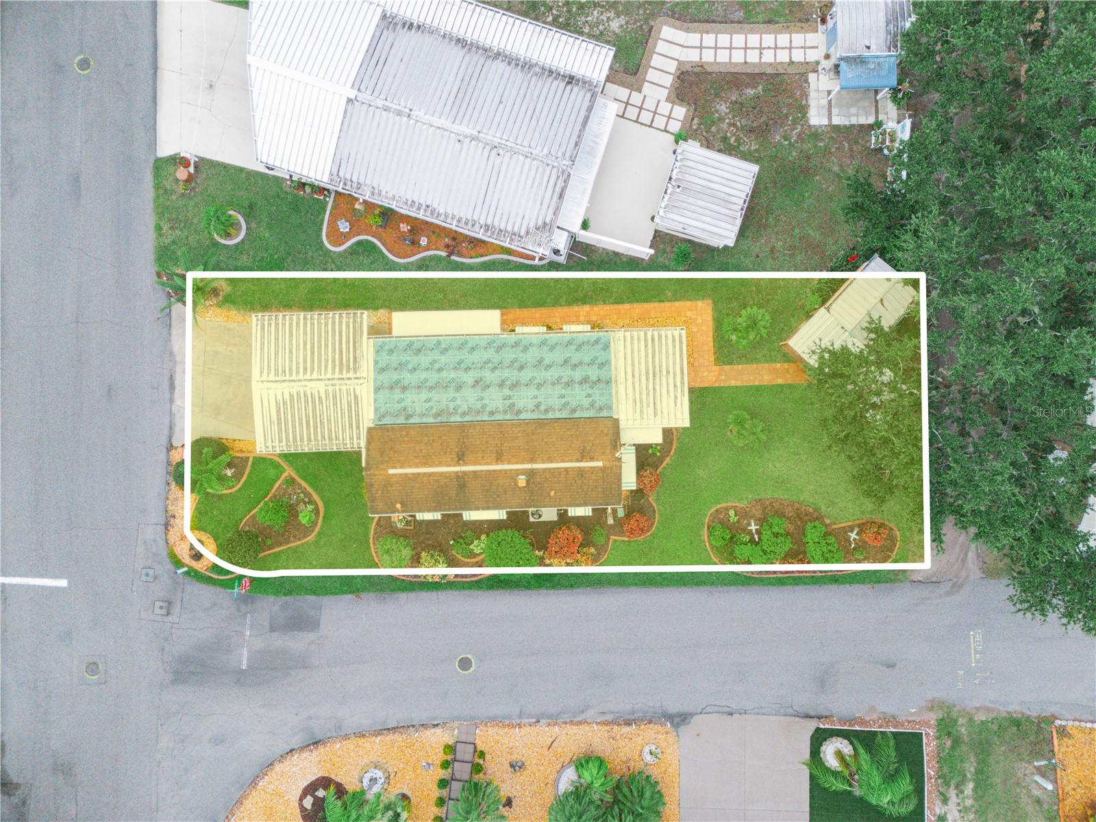 SADDLEBAG LAKE - Residential