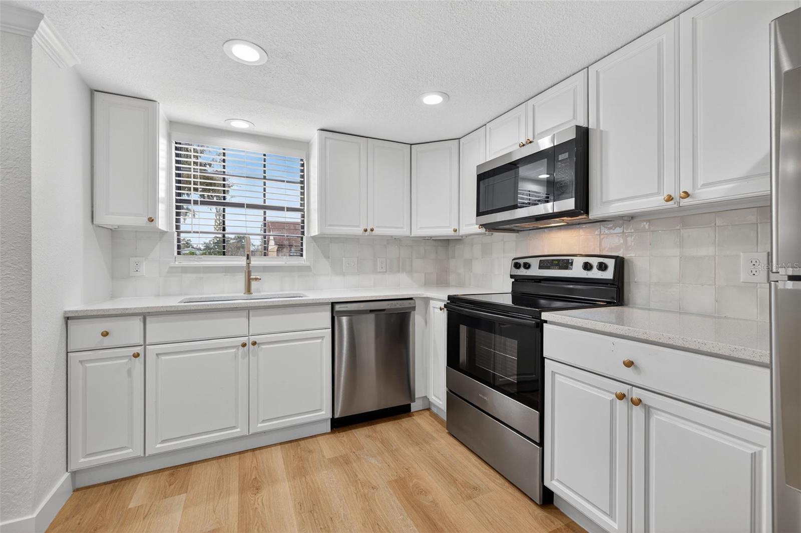 SUNRISE VILLAS OF TAMPA - Residential